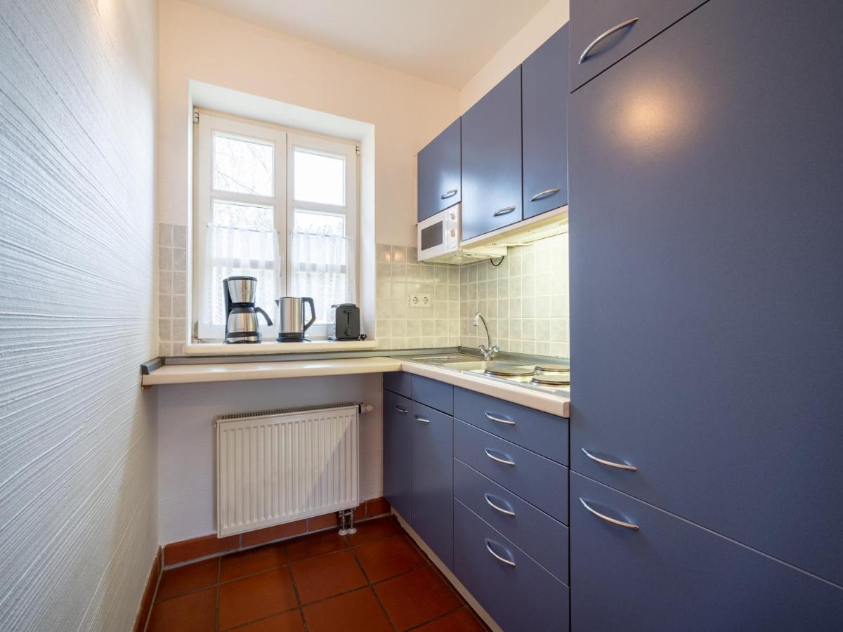 Feriendorf Rugana - Budget Appartement Mit 2 Schlafzimmern Und Terrasse A26 Dranske Exterior photo